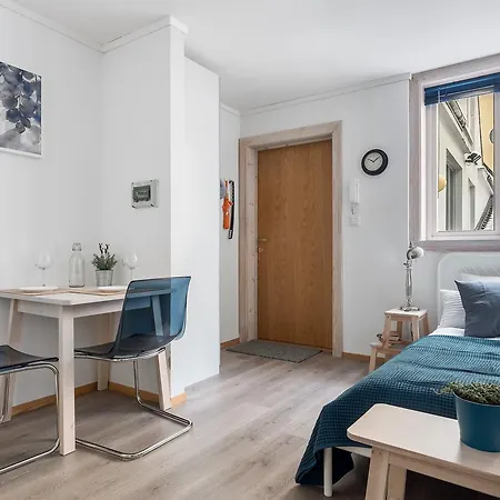Apartment Sg *
