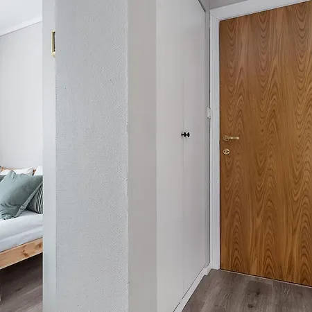 Sg Apartment *